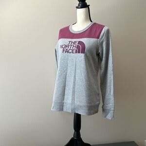 Women’s North Face Sweatshirt